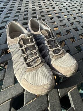 NEW PRICE Dansko’s women’s shoes